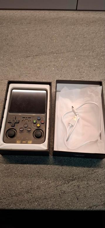 Nieuw 1x gebruikt om te kijken beschikbaar voor biedingen