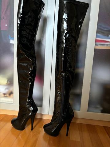 Nieuwe hoge sexy zwart lak over de knie/lieslaarzen 83 cm 