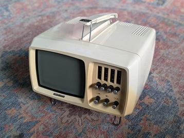 Vintage Videoton Mini Vidi Retro Television – Hongarije beschikbaar voor biedingen