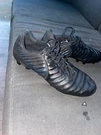 Nike tiempo voetbalschoenen, Sport en Fitness, Voetbal, Ophalen, Maat XS of kleiner, Schoenen, Zo goed als nieuw