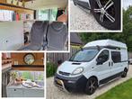 Heerlijke camperbus met 4 zitplaatsen, vast bed en trekhaak, Buscamper of Camperbus, Tot en met 2, Particulier, Handgeschakeld
