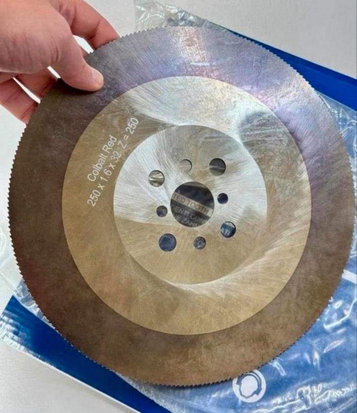 HSS cirkelzaagblad 250x1,6 32 - 250 tanden cirkel zaagblad, Doe-het-zelf en Verbouw, Gereedschap | Machine-onderdelen en Toebehoren