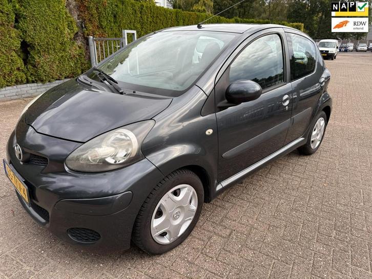 Toyota Aygo 1.0-12V 5DRS Comfort Navigator AC NAVI, Auto's, Toyota, Bedrijf, Te koop, Aygo, ABS, Airbags, Airconditioning, Boordcomputer