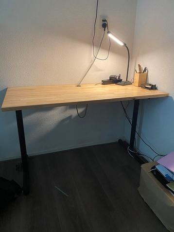 Bureau beschikbaar voor biedingen
