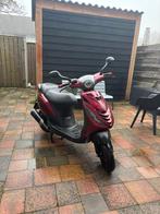 Piaggio zip 4T, Fietsen en Brommers, Scooters | Piaggio, Ophalen, Zo goed als nieuw, Benzine, Zip
