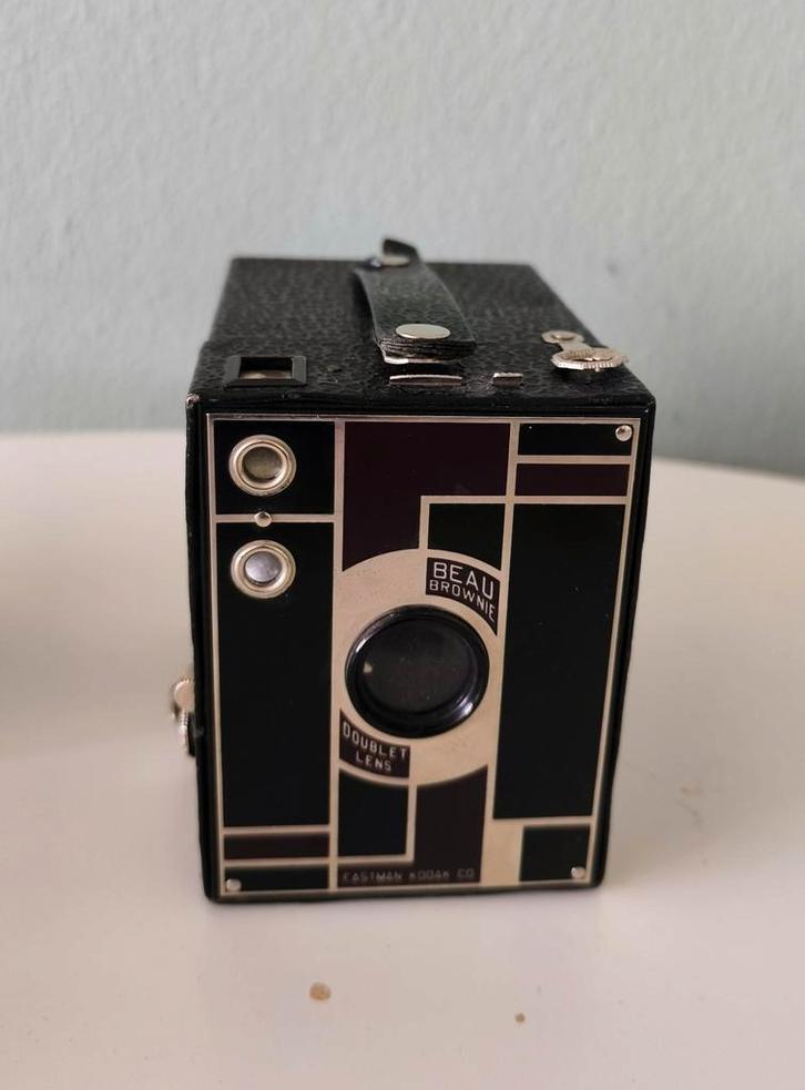 Beau Brownie Kodak met leren hoes, Antiek en Kunst, Antiek | Overige Antiek, Ophalen of Verzenden
