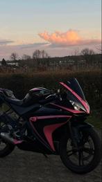 Kapotte roze Yamaha r125 te koop, Motoren, Ophalen, Gereviseerd