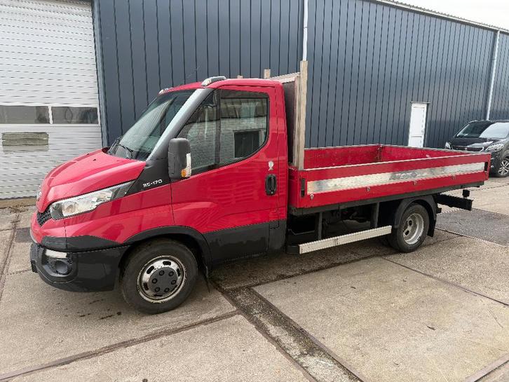 Iveco dialy uit 2015 met openlaadbak, Auto's, Bestelauto's, Particulier, Achteruitrijcamera, Airbags, Airconditioning, Bluetooth