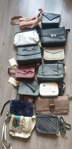 (110 stuks) nieuwe restpartij leuke dames tassen €350, Sieraden, Tassen en Uiterlijk, Ophalen of Verzenden, Nieuw