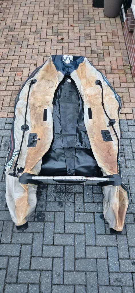 Yam 280STi Opblaasboot - Restauratieproject of onderdelen, Watersport en Boten, Accessoires en Onderhoud, Gebruikt, Onderhoud en Reparatie