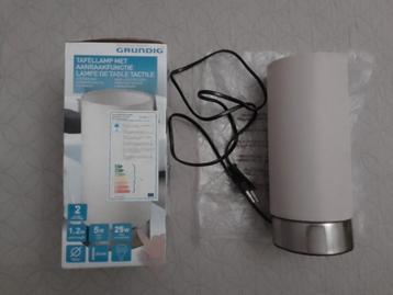 2x Tafellamp met aanraakfunctie - Nieuw in doos beschikbaar voor biedingen