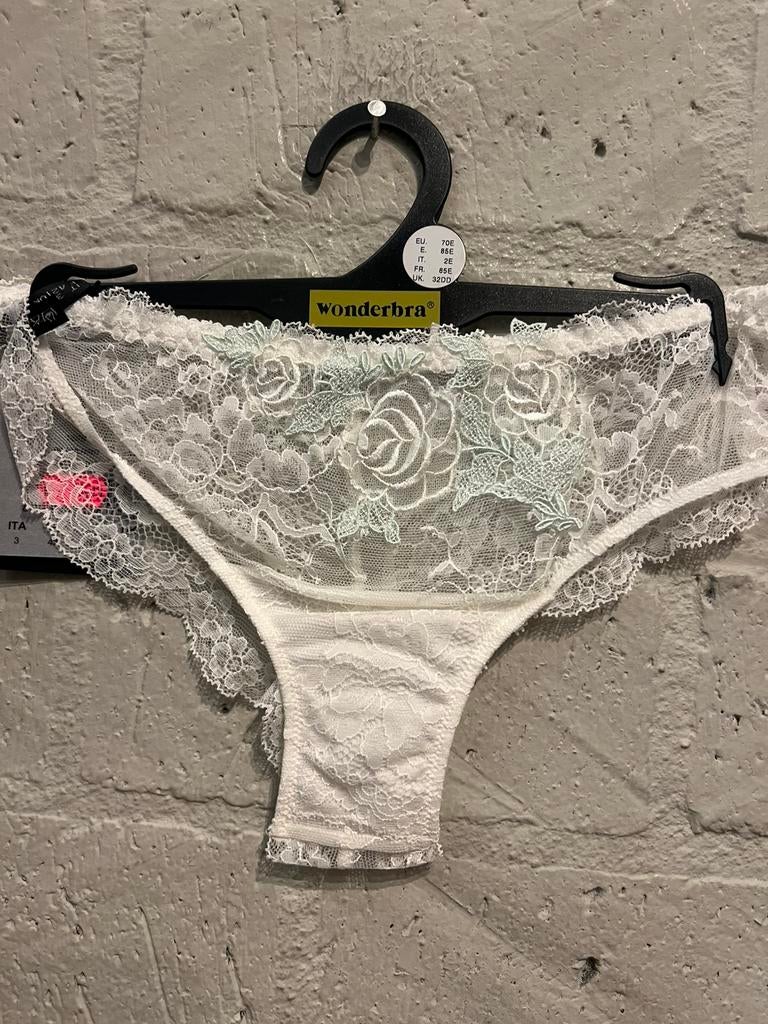 Ambra string maat 40 NIEUW!! Nu €12,50, Ophalen of Verzenden, String