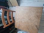 Gratis klein houten tafeltje met 2 stoelen, Ophalen, Gebruikt