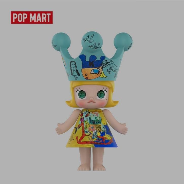 POPMART Royal Molly 400% Childishness - Ongeopend Nieuw!, Hobby en Vrije tijd, Overige Hobby en Vrije tijd, Nieuw, Ophalen of Verzenden
