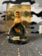 Vintage Franse pop in Klederdracht - Scarlett, Ophalen of Verzenden