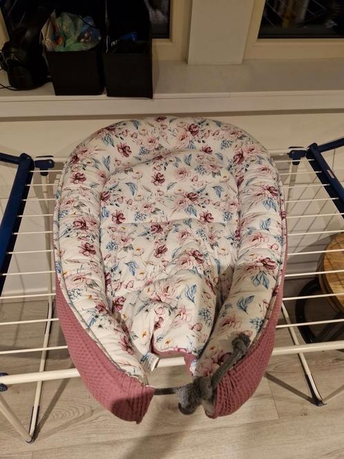 Babynestje van Emma’s Klarchen prachtige bloemenprint, Kinderen en Baby's, Kinderkamer | Overige Meubels, Zo goed als nieuw, Ophalen