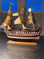 Oud model schip van hout, Ophalen, Gebruikt