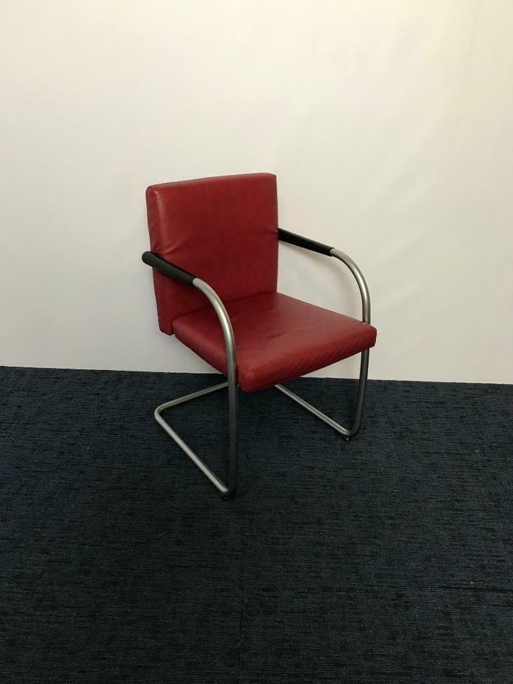 7 x Vitra Visasoft Visavis vergaderstoel, rood leder, design, Huis en Inrichting, Stoelen, Gebruikt, Vijf, Zes of meer stoelen
