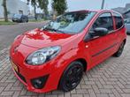 Renault Twingo 1.2 16V 2011 Rood, Auto's, 839 kg, 74 pk, 4 cilinders, 4 stoelen