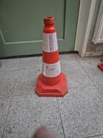 2 pionnen/ verkeerskegels, Doe-het-zelf en Verbouw, Ophalen of Verzenden, Zo goed als nieuw
