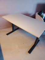 Ikea trotten bureau (1.20m) - verstelbaar, Ophalen, In hoogte verstelbaar, Gebruikt, Stabureau