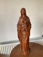 OUD HOUTEN BEELD VAN MARIA MET KIND., Ophalen
