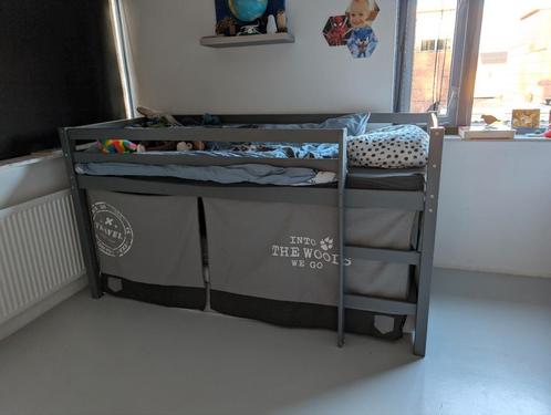 Hoogslaper bed 90x200, Kinderen en Baby's, Kinderkamer | Stapelbedden en Hoogslapers, Zo goed als nieuw, Hoogslaper, Ophalen