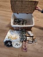 Trouwaccessoires in mand, Ophalen, Zo goed als nieuw