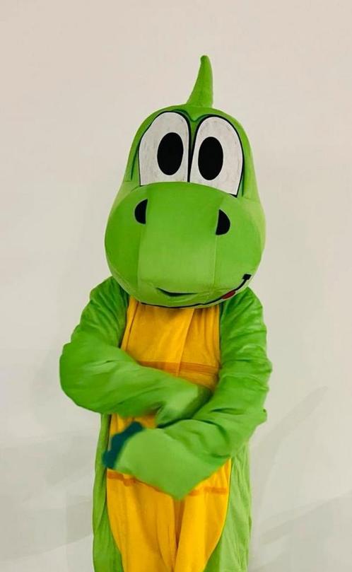 Dino dierenthema mascotte met acteur op jouw feestje !!, Hobby en Vrije tijd, Feestartikelen | Verhuur, Zo goed als nieuw, Ophalen of Verzenden