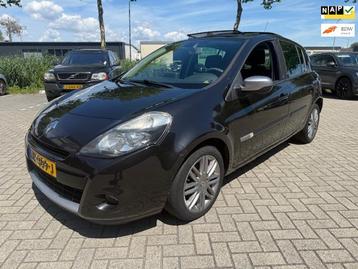 Renault Clio 1.2 TCe 20th Anniversary AC Navi Panodak 1Eig. beschikbaar voor biedingen