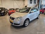 Volkswagen Polo 1.2-12V Comfortline airco/cruise/centr lock, Voorwielaandrijving, Gebruikt, 540 kg, 1198 cc