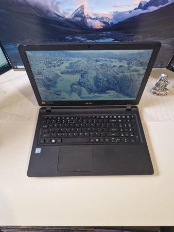 Acer Aspire ES1-572-56KU  15.6 1920x1080 (Full HD)  beschikbaar voor biedingen