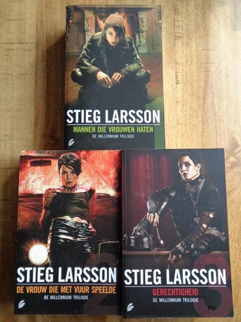 De Millennium Trilogie (Deel 1 T/M 3) Stieg Larsson., Boeken, Thrillers, Zo goed als nieuw, Nederland, Ophalen of Verzenden