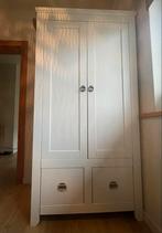 Stevige en degelijke kledingkast, Huis en Inrichting, 100 tot 150 cm, Ophalen of Verzenden, Zo goed als nieuw, Met lade(s)