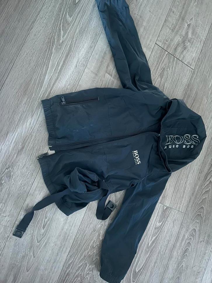 Zomerjas jongens hugo, Kinderen en Baby's, Kinderkleding | Maat 116, Gebruikt, Jongen, Jas, Ophalen of Verzenden