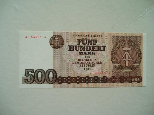 1439. DDR, 500 mark 1985 UNC Arms., Postzegels en Munten, Bankbiljetten | Europa | Niet-Eurobiljetten, Verzenden, Duitsland, Los biljet