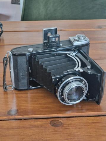Zeiss Ikon Ikonta 521/2 vintage camera (prewar) beschikbaar voor biedingen