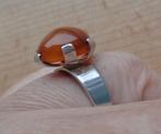 zilveren ring met barnsteen [652], Sieraden, Tassen en Uiterlijk, Ringen, 18 tot 19, Verzenden, Zo goed als nieuw, Met edelsteen