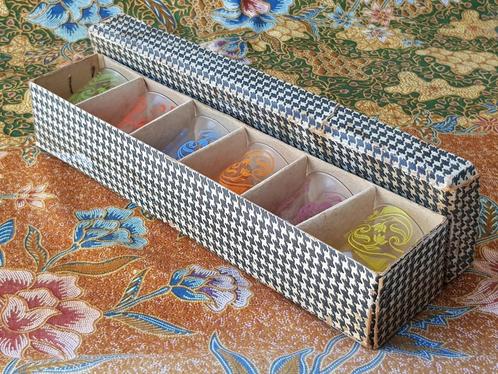 Zes mooie oude vintage glaasjes uit Frankrijk in de doos., Antiek en Kunst, Antiek | Glas en Kristal, Ophalen of Verzenden