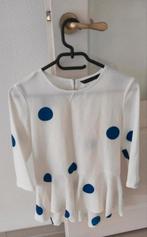 Moderne witte blouse met blauwe stippen van ZARA maat S, Maat 38/40 (M), Ophalen of Verzenden, Zo goed als nieuw, Wit