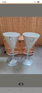 2 leuke space age barkrukken, 2 krukken, Ophalen of Verzenden, Gebruikt, 60 tot 90 cm