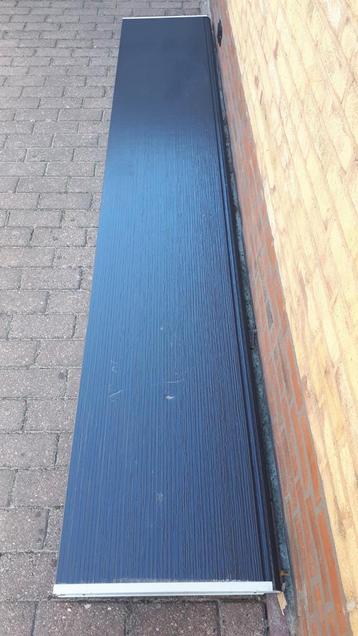 Garagedeur panel  beschikbaar voor biedingen