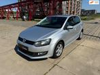 Volkswagen Polo Volkswagen Polo 1.2 HighLine LIFE Cruise|PDC, Auto's, Voorwielaandrijving, Gebruikt, 1198 cc, Origineel Nederlands
