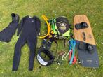 kitesurf set compleet| Kite - Bar - Harnas - Wetsuit - Board, Watersport en Boten, Kitesurfen, Kitesurf-set, Zo goed als nieuw