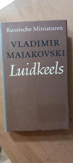 MAJAKOVSKI. Luidkeels.  Russische bibliotheek. Literatuur, Boeken, Literatuur, Ophalen of Verzenden
