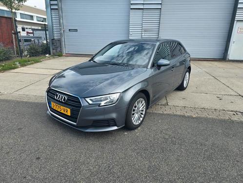 Audi A3 1.6 TDI  Sportback 2017 facelift Airco*NAP*Nwdistr, Auto's, Audi, Bedrijf, A3, ABS, Adaptive Cruise Control, Airbags, Airconditioning