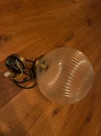 Glazen hanglamp met messing details, Huis en Inrichting, Lampen | Hanglampen, Ophalen, Zo goed als nieuw, Glas, Minder dan 50 cm