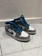 Nike Air Jordan 1 Mid True Blue, Kinderen en Baby's, Ophalen of Verzenden, Zo goed als nieuw, Nike, Jongen of Meisje