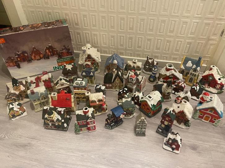 Grote verzameling kerst huisjes / kerstdorp, Diversen, Kerst, Zo goed als nieuw, Ophalen of Verzenden