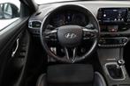Hyundai i30 1.4 T-GDI N-LINE -ELEK.STOEL|STOEL/STUURVERW.|KE, Auto's, Hyundai, Voorwielaandrijving, Stof, 4 cilinders, Zwart